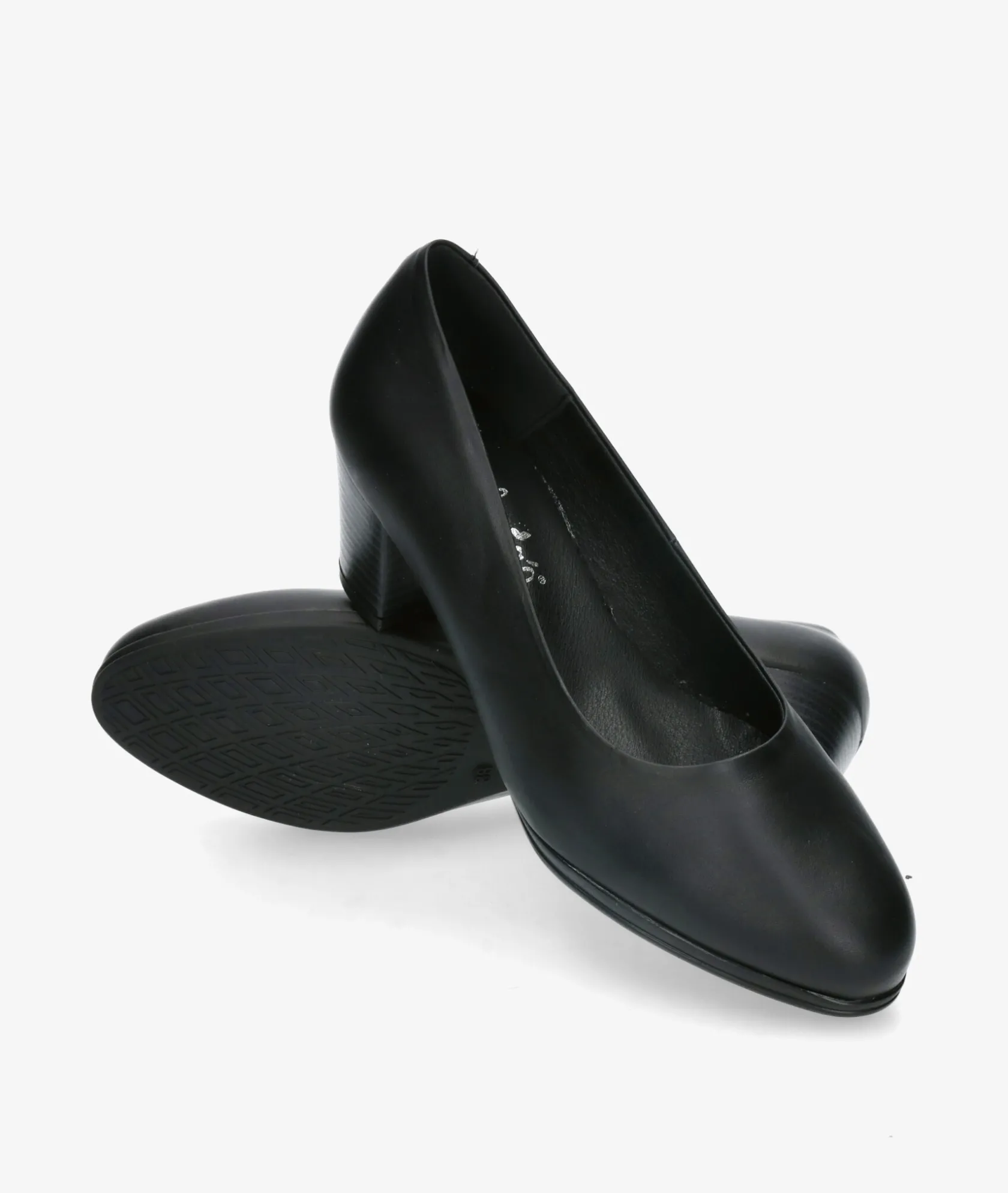 Mujer Valeria´s Salones 9600 en negro